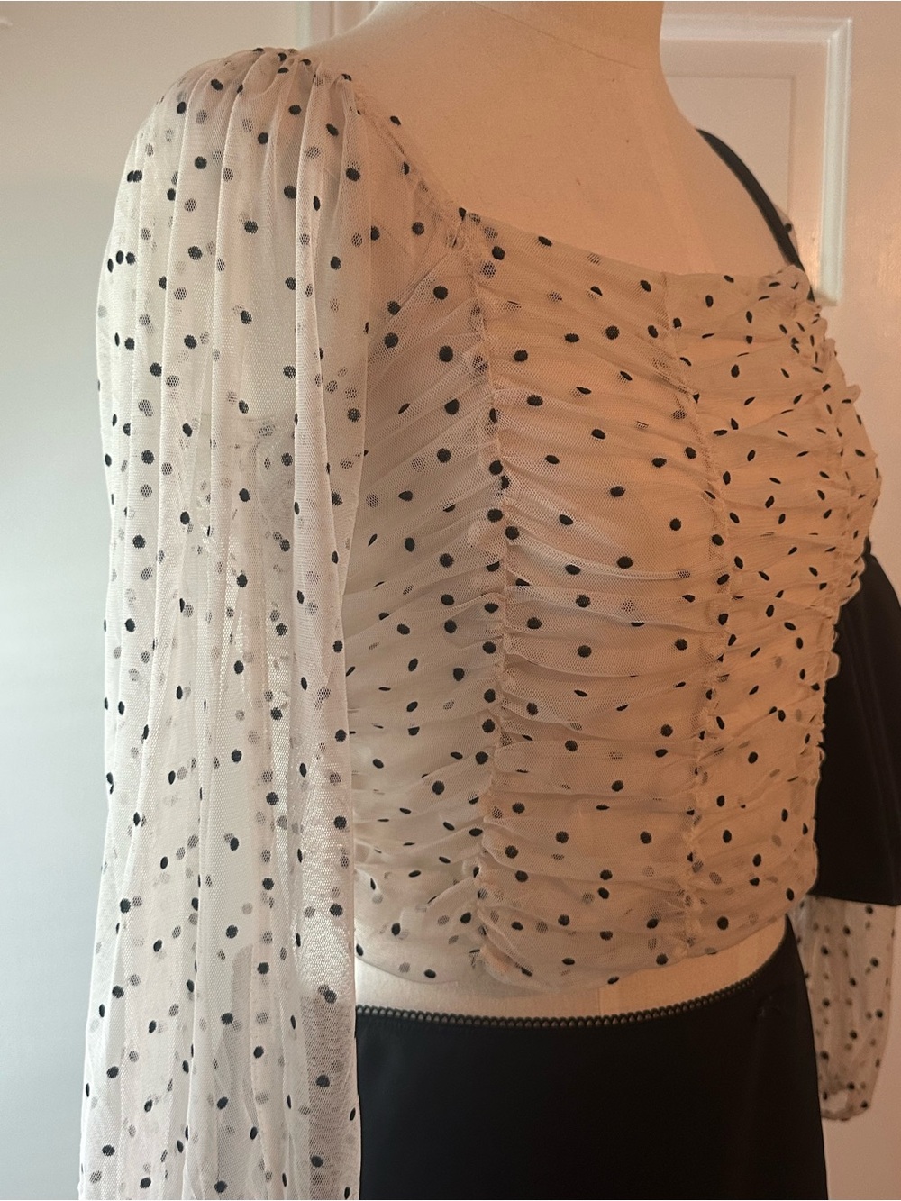 Berskha Polka Dot Mesh Ruched Long Sleeve Crop Top - White/Black